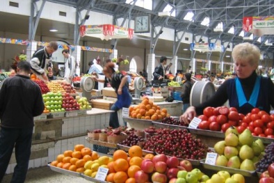 Nga ngừng nhập khẩu thực phẩm của Ukraine